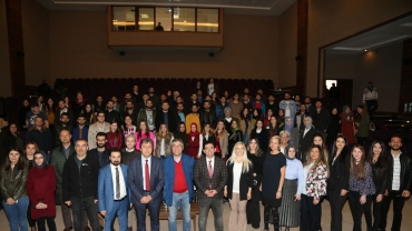 Türk Telekom CEO Danışmanı Elektrik-Elektronik Mühendisi Yücel Bağrıaçık’tan Üniversitemiz Öğrencilerine Yönelik Bir Konferans Verildi
